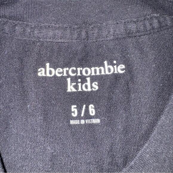 Abercrombie kids Black Chewbacca graphic Star Wars shirt size 5/6 - Picture 6 of 6